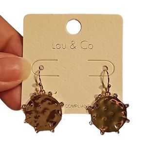 LOU & CO NWT Hammered Gold Sun-Shaped Earrings with accent stone